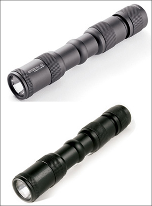 A "AA" Tactical Flashlight Officer