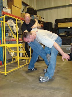 02kickg 1 10118327 02kickg 1 10118327