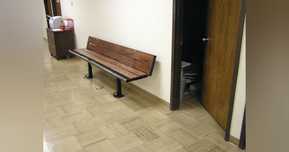 Extremist Bench Prisoner Bench LLC | Officer