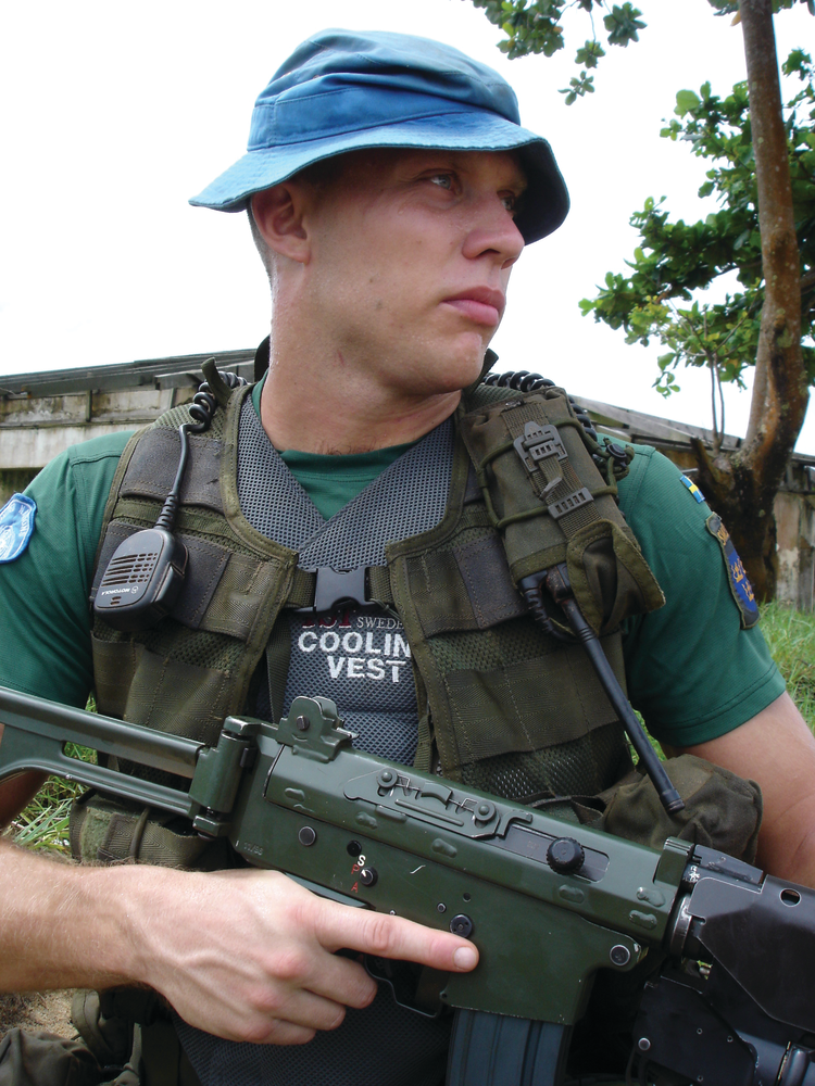 Coolingvestforsolidercolor 10363679