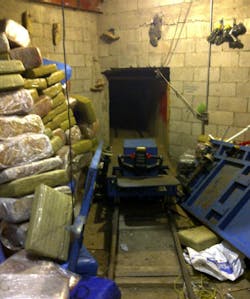 Drugtunnel 10455756 Drugtunnel 10455756