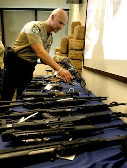 Smugglingringbust 10445546 Smugglingringbust 10445546