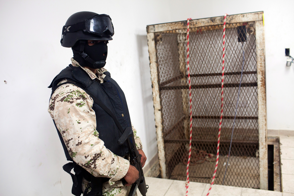 Drugtunneltrend 10456525