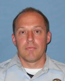 Parkpolicelodd 10563623 Parkpolicelodd 10563623