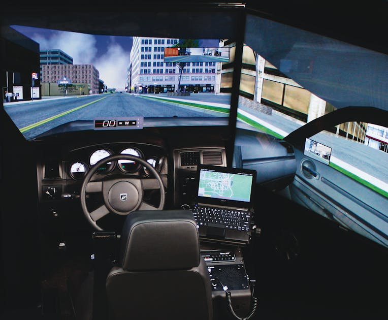 LE-1000 Police Driving Simulator