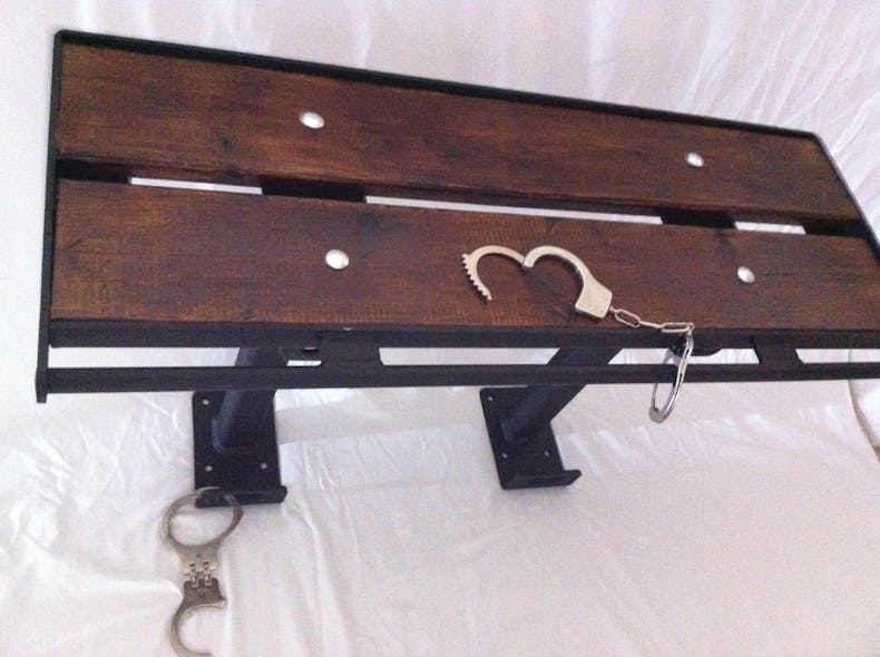 Prisoner Bench Officer