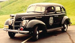 1939 Ford Cruiser 10783462