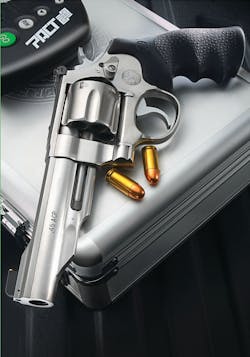 Ct3 With Gun Cropped 06 03 201 10828503 Ct3 With Gun Cropped 06 03 201 10828503