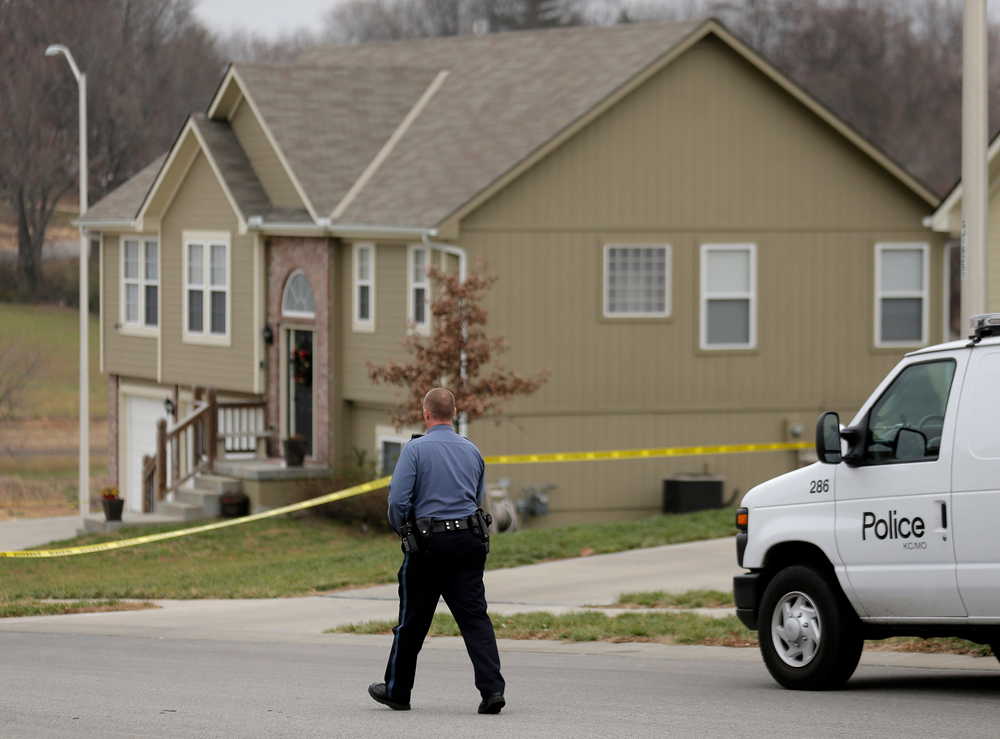 Mo. Police Close Murder-Suicide Probe, Release Tapes | Officer