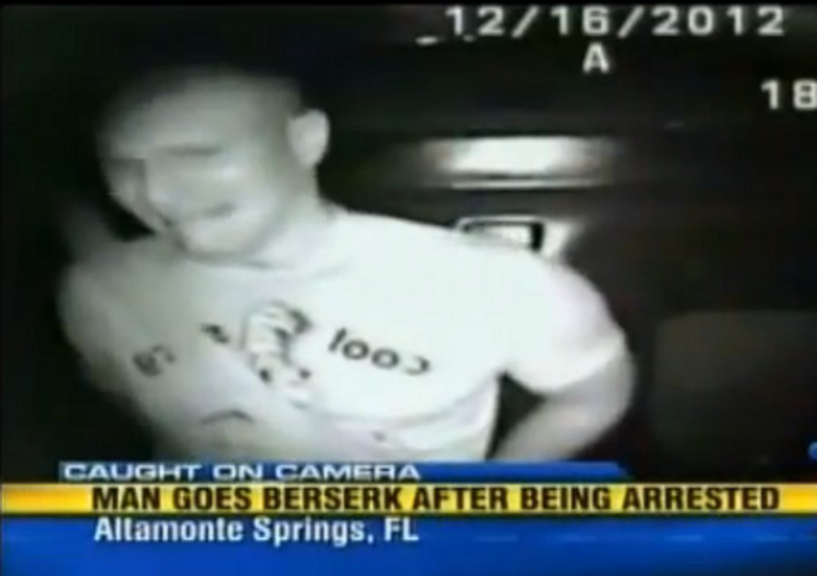 Florida Man Goes Berserk After Being Arrested | Officer