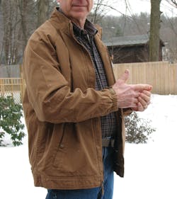 Note the length of the Edlin on this 6’ model – more than sufficient for concealed carry. Note the length of the Edlin on this 6’ model – more than sufficient for concealed carry.