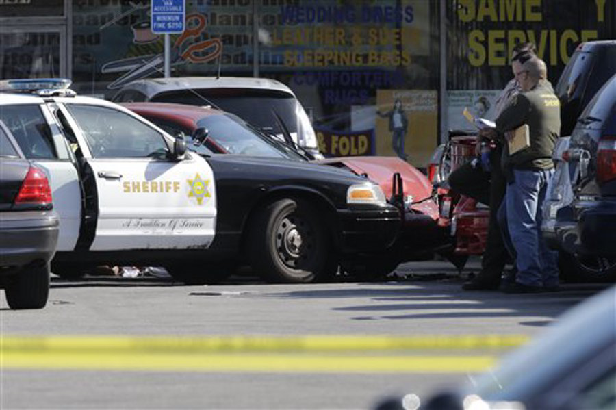 L.A. County Sheriff's Deputy Struck By Vehicle, Suspect Fatally Shot ...