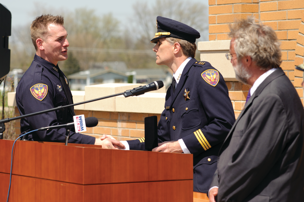 Aurora Pd Apd Mov 14 11368673