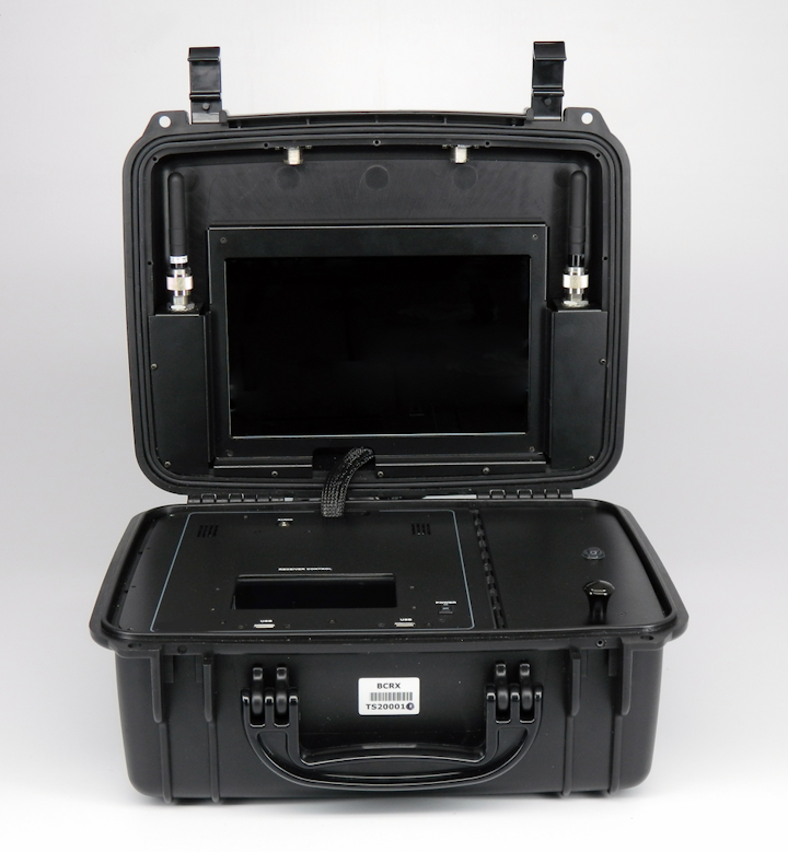 Integrated Microwave Technologies Llc Imt New Briefcase Receiver Walks The Line At Police Security Expo 2019 Officer Integrated Microwave Technologies Llc