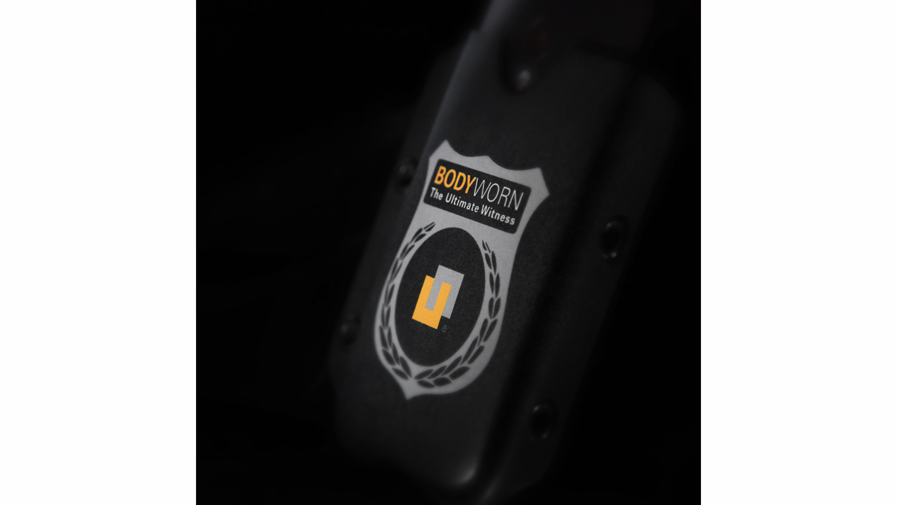 Body Worn 5474e859571e8