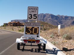 P1015488 553558767104a P1015488 553558767104a