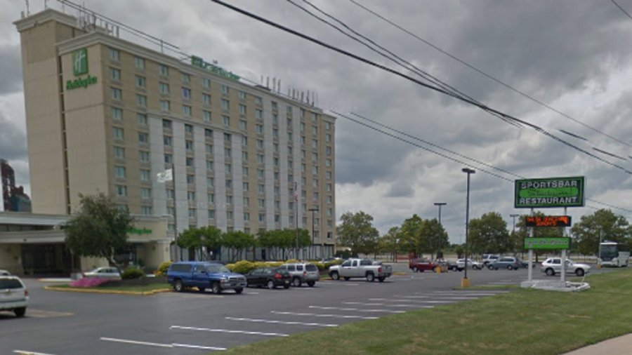 A Tinicum Township police officer was stabbed after he gave a man a courtesy transport in his cruiser from a Motel 6 in Tinicum to the nearby Holiday Inn Philadelphia Stadium at 10th Street and Packer Avenue in South Philadelphia Saturday night.
