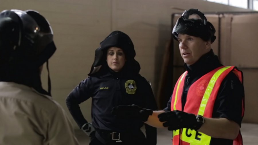 Philadelphia Police Training Emphasizes De-Escalation Tactics | Officer