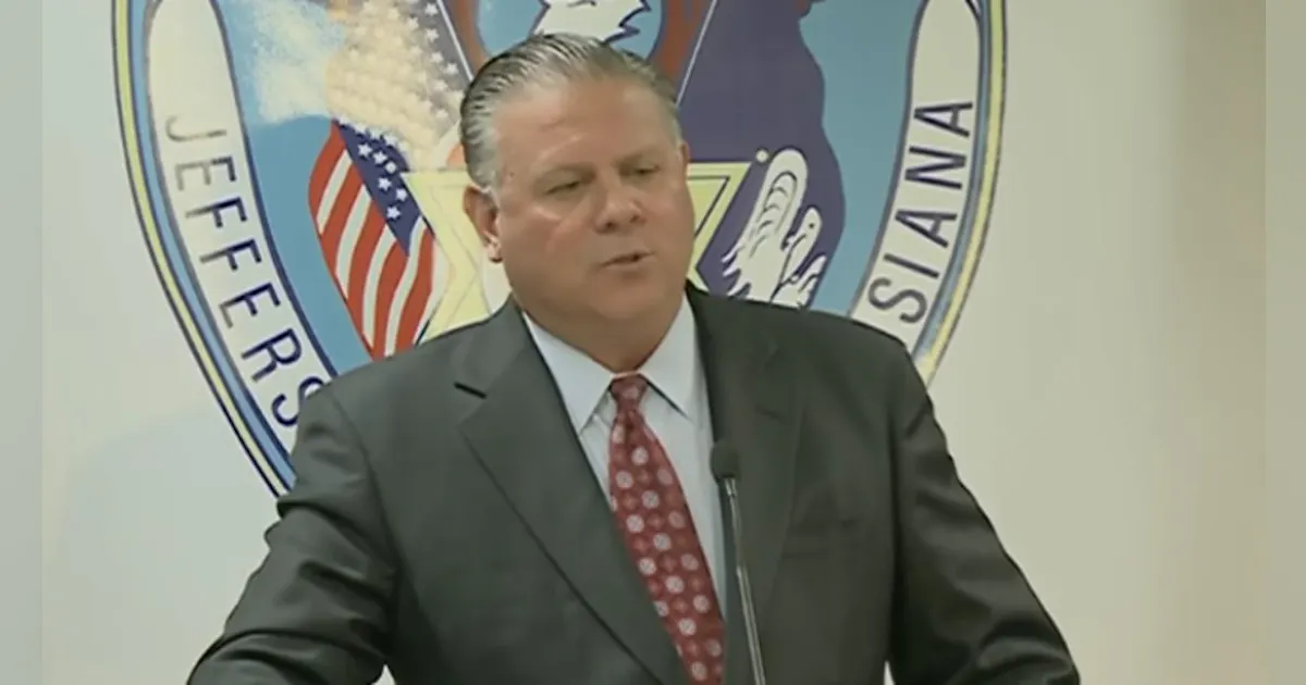 Louisiana Sheriff's Office Raids Police Department | Officer