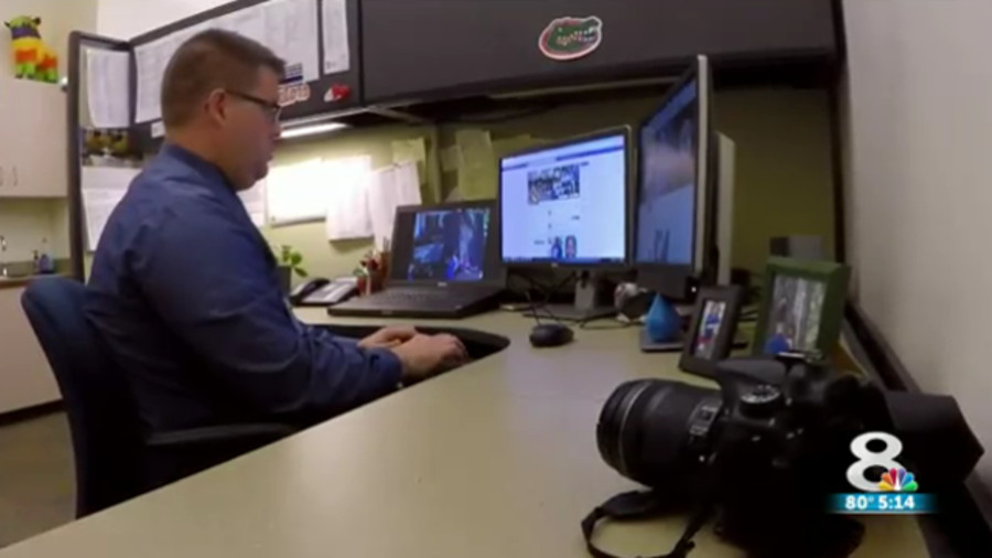 Florida Police Fighting Crime With Facebook | Officer
