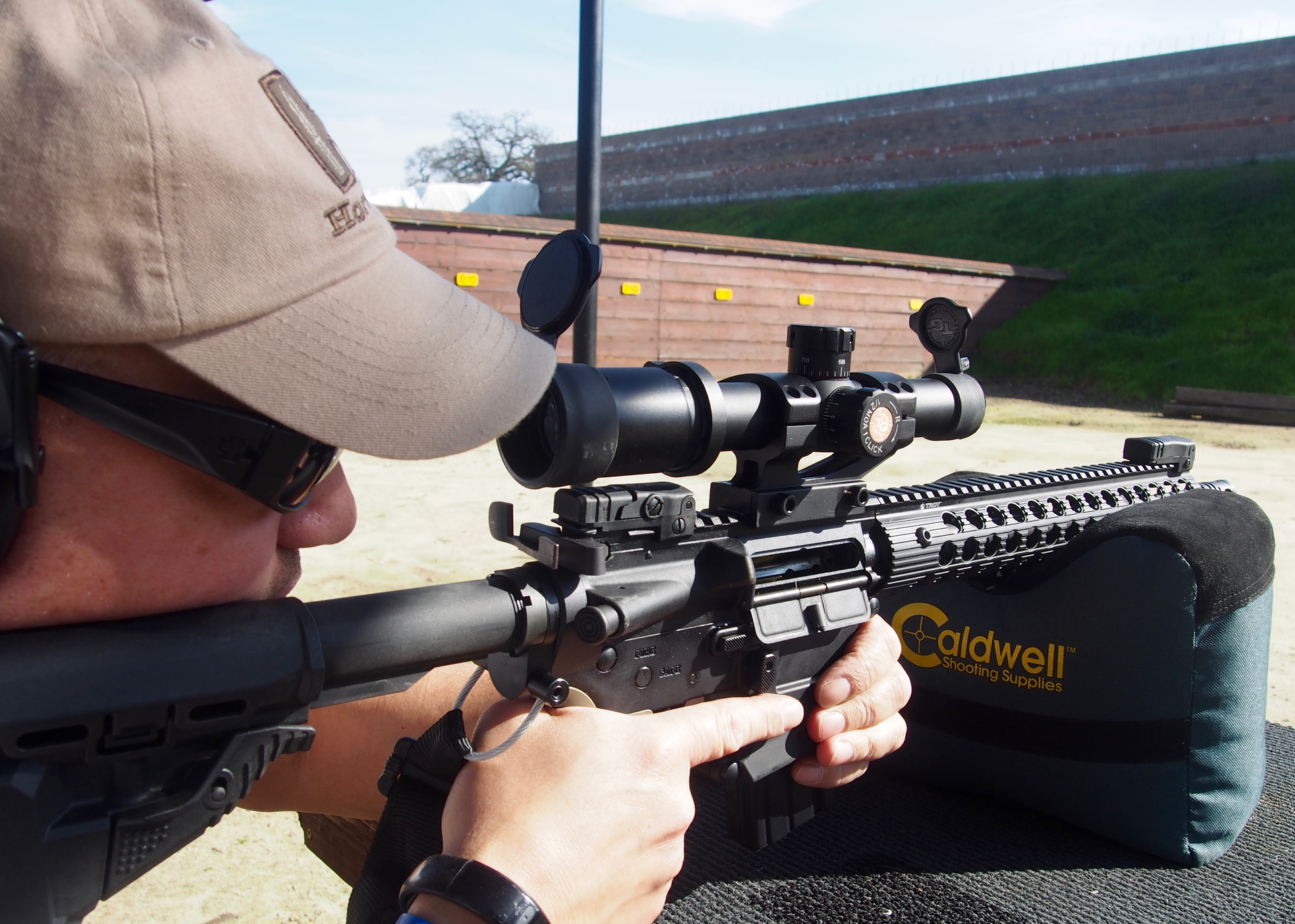 P2121264 57752f4bc2264