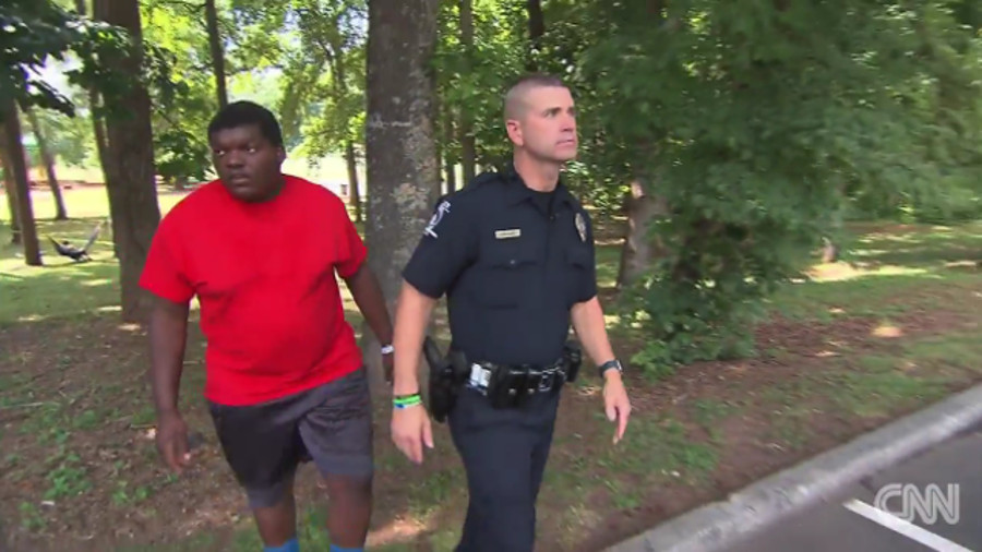 Charlotte Police Officer And Teen In Viral Photo Reunite | Officer