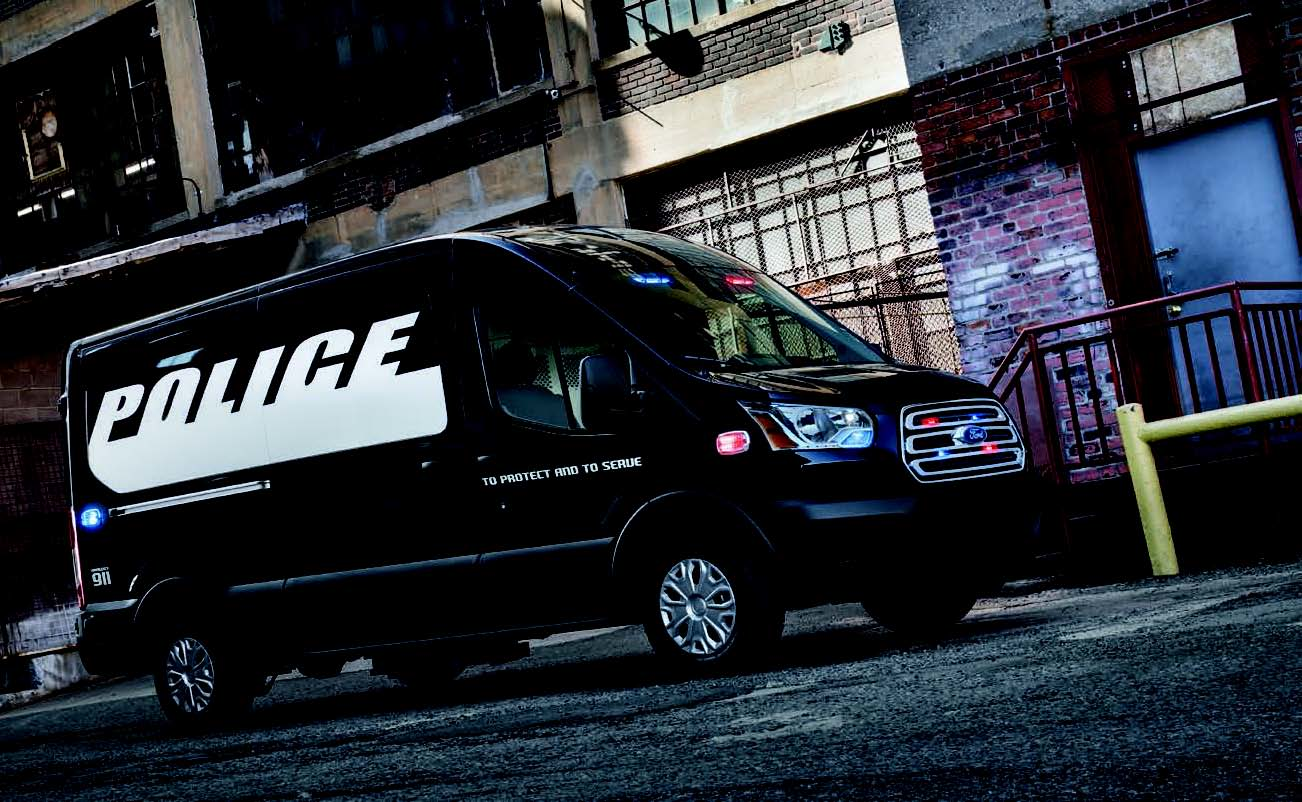 17 Police Interceptor Transit 579f64dcd3d5b