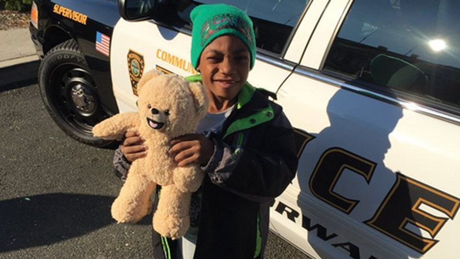 Patrol officers in Norwalk, Connecticut hand offer teddy bears to children during times of crisis -- a tool that has proven to have a calming effect, providing comfort and giving a child something tangible for the child to hold.
