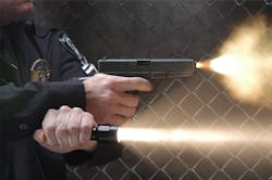 Pelican M6 2330 Led Police Action Shot 2ds Olt4h0fuy Cuf Pelican M6 2330 Led Police Action Shot 2ds Olt4h0fuy Cuf