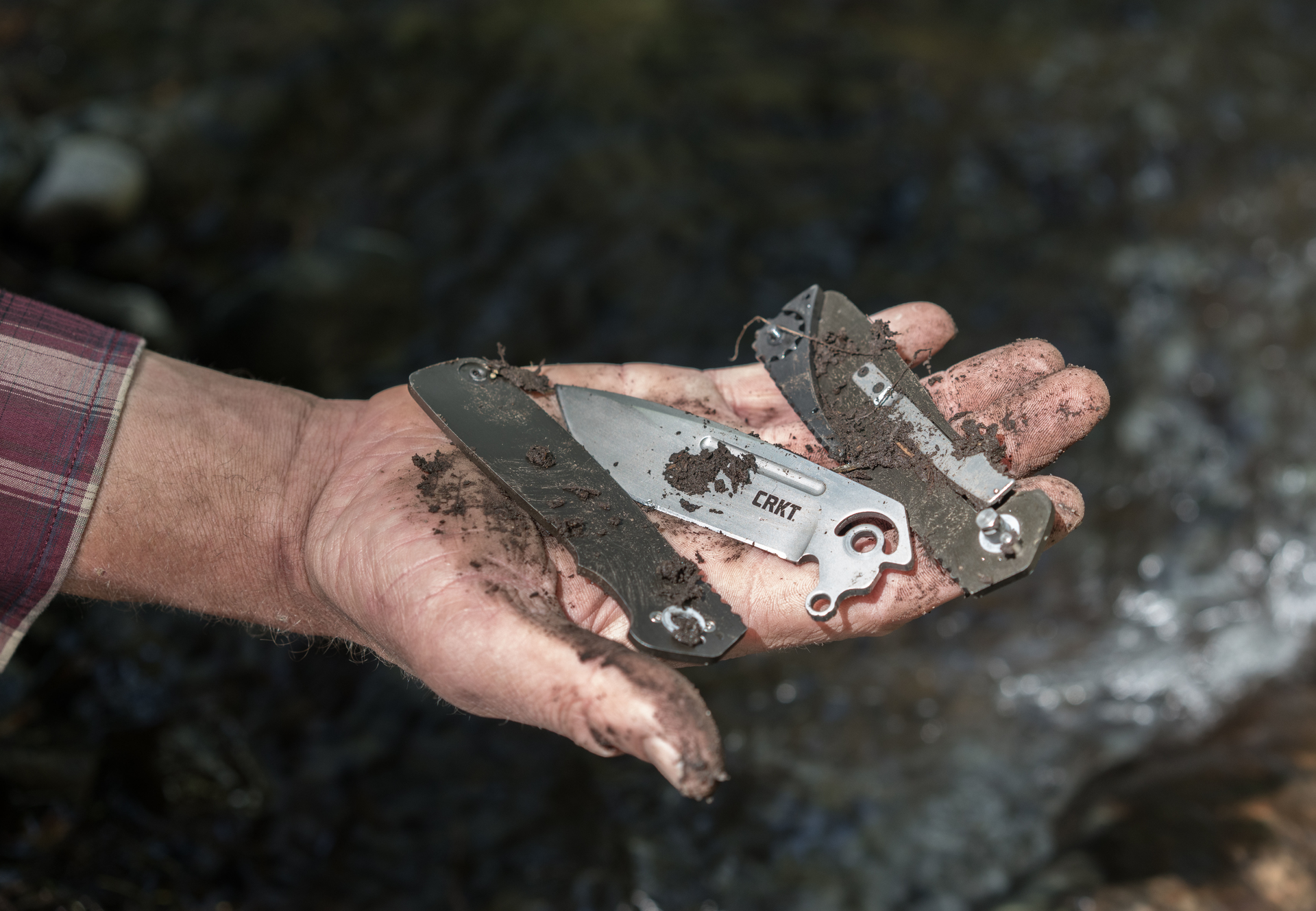 K270GKP homefront hand 2 hi res 58865d62604dc