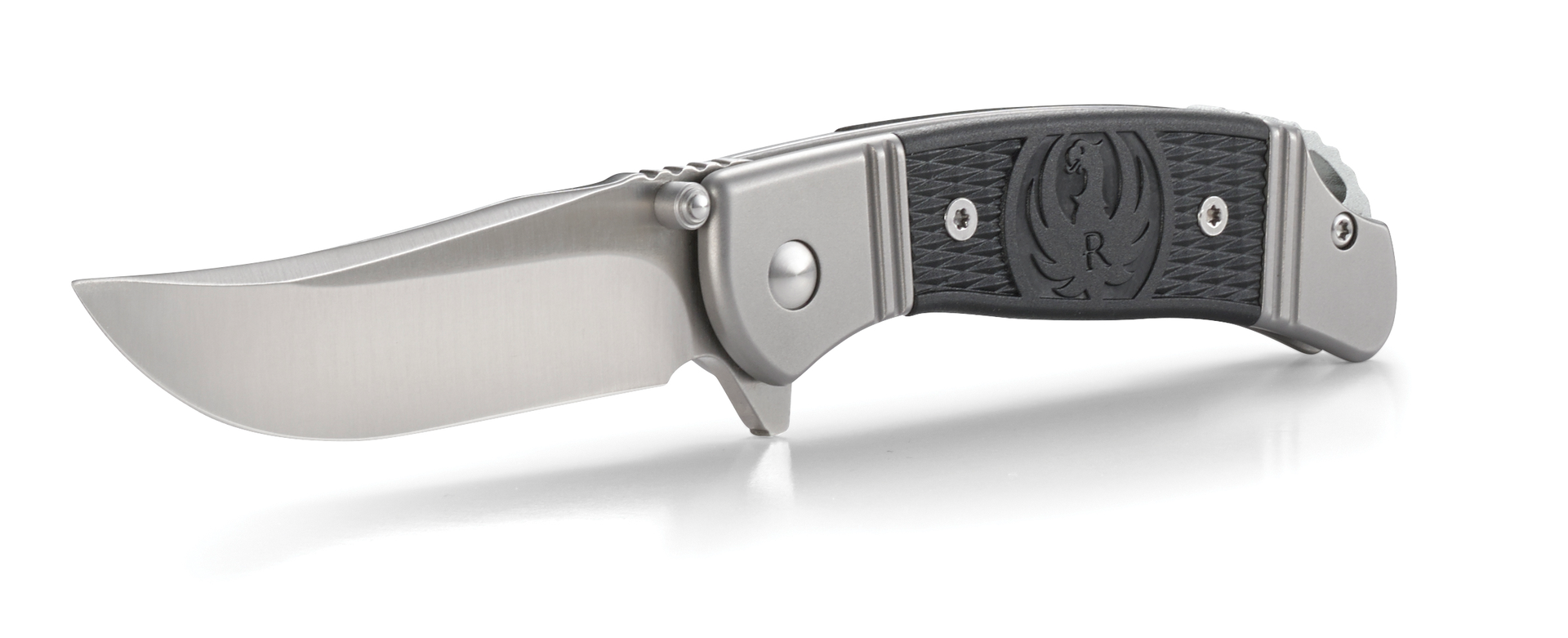 R2303 Hollow Point Compact beauty 1 hi res 58923b6792d1a