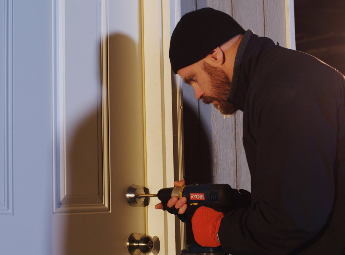 Strategies and Tips for Police Advice for Homeowners to Avoid Burglary