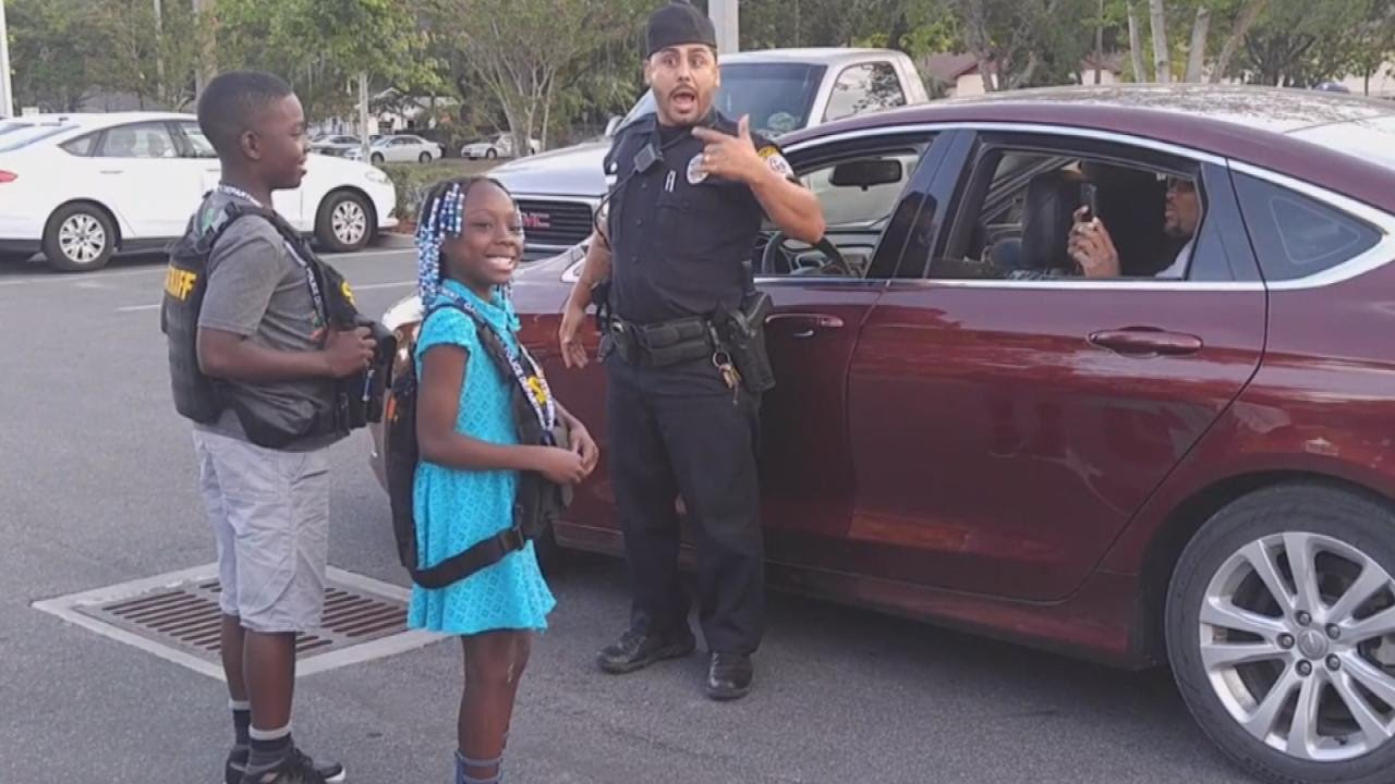 Officer Creates Bond With 9-Year-Old Girl Who Cried About Police Shootings