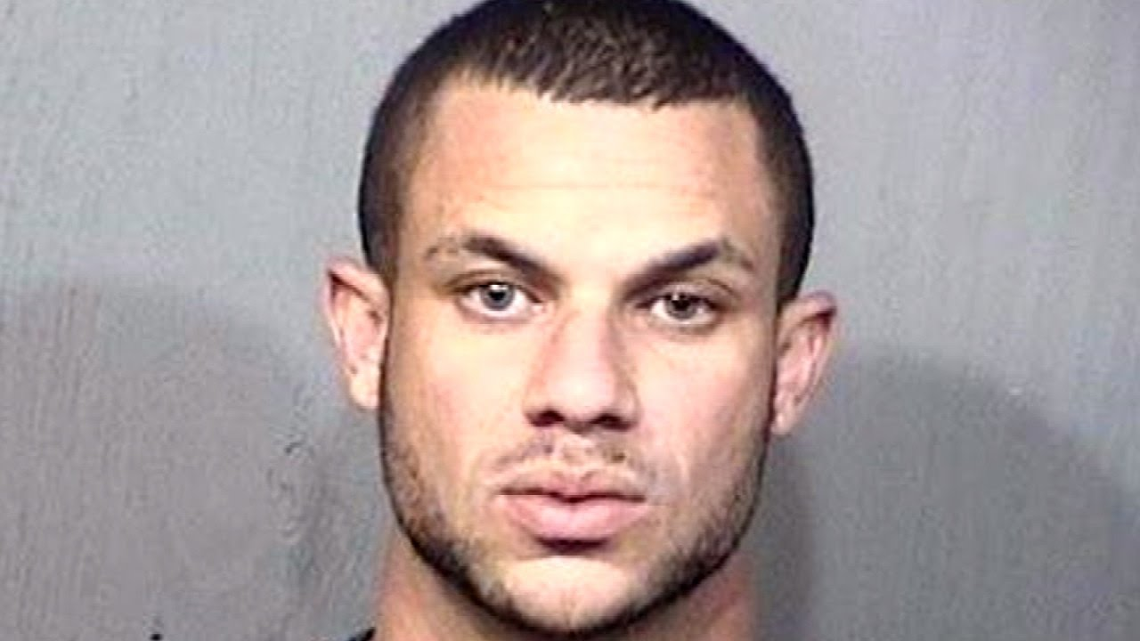 Man Calls 911 for A Fast Ride to Hooters