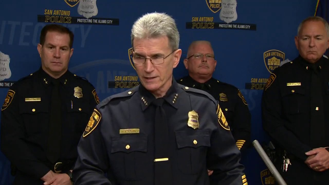 San Antonio police officer Miguel Moreno passes away from gunshot injuries