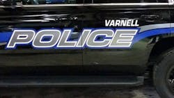 City Manager Mike Brown said Mayor Anthony Hulsey signed the veto at 2:15 p.m. Thursday, rehiring the police department. City Manager Mike Brown said Mayor Anthony Hulsey signed the veto at 2:15 p.m. Thursday, rehiring the police department.