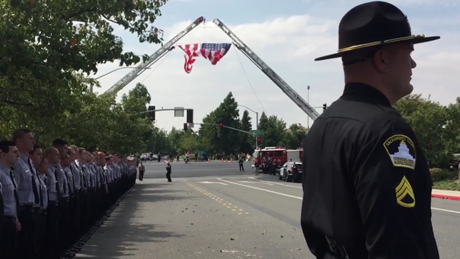 califdeputyfuneral 59b280b034afa