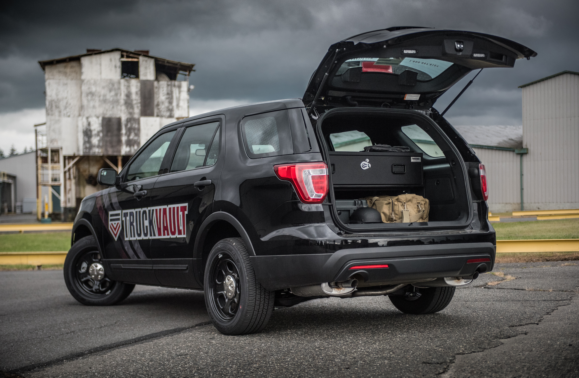 Suv Series Elevated Line Utility1 Drawer 2017 Ford Explorer Fleet Interceptor 4 5a78b56b1f31d