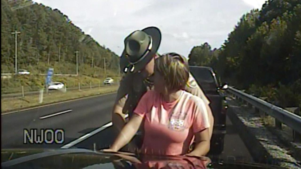 Trooper Accused of Groping Woman During Traffic Stop | Officer