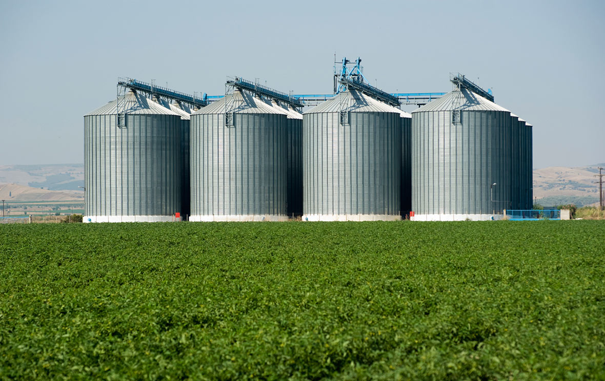 Four Silos 5c263a97af482