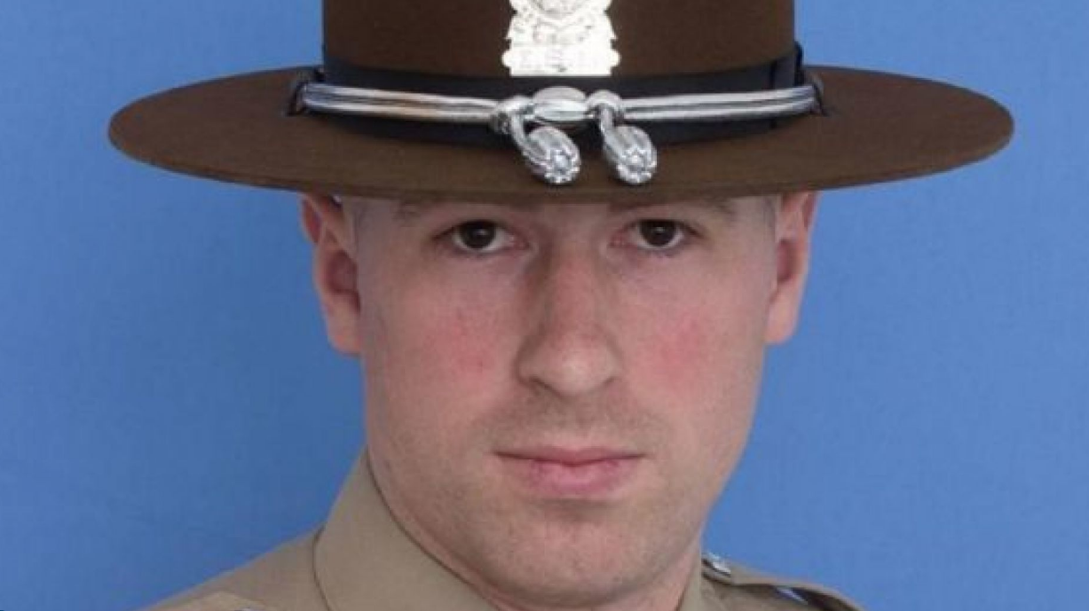 Illinois State Trooper Killed In Wreck | Officer