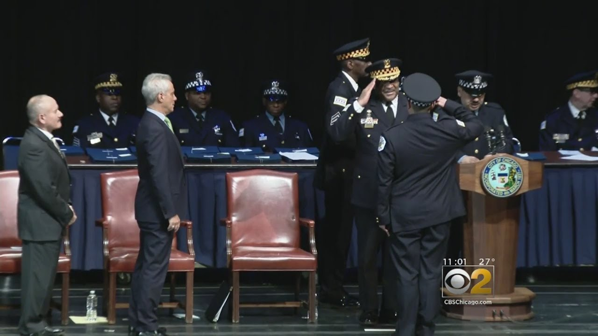 Chicago Police Department Adding More Than 300 New Officers Officer