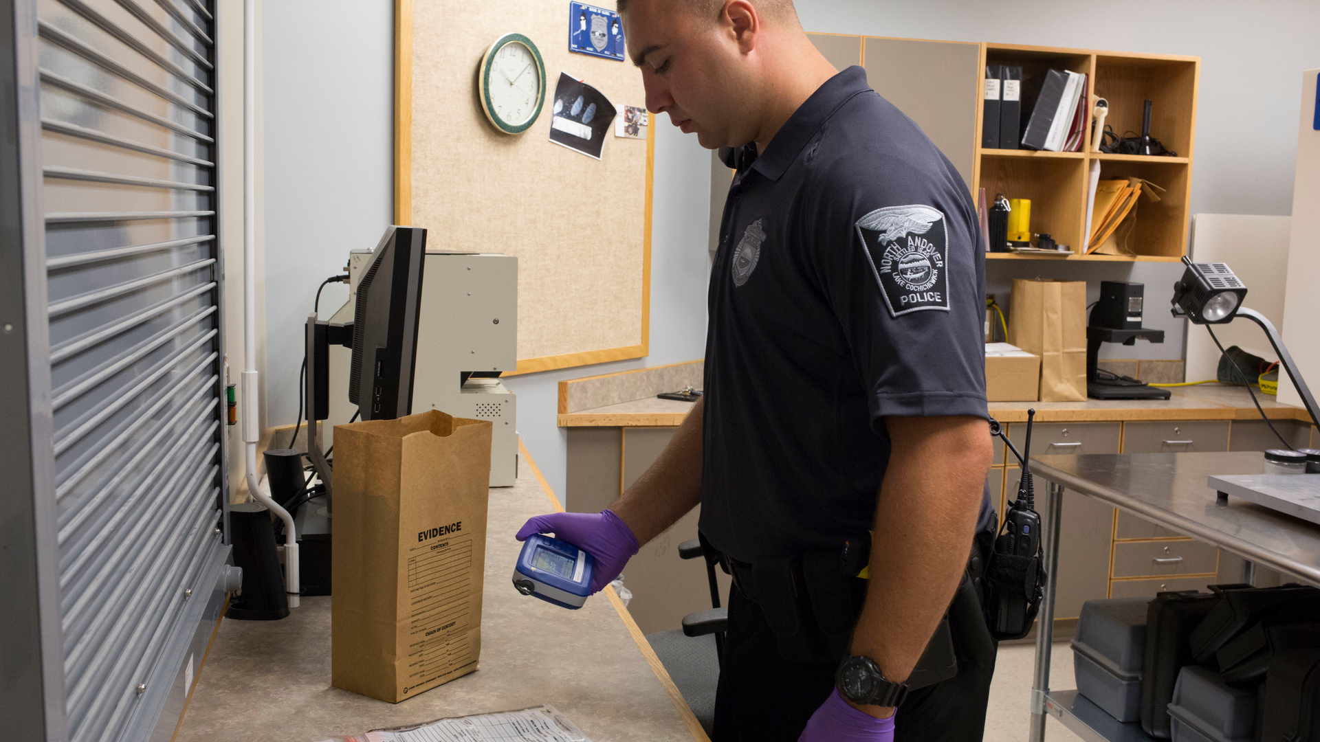 Image Tru Narc In Evidence Room 5c8974642be2b