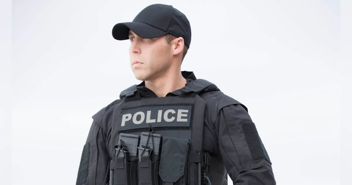 A Q&A on Trends in Law Enforcement Apparel and Police Uniforms | Officer