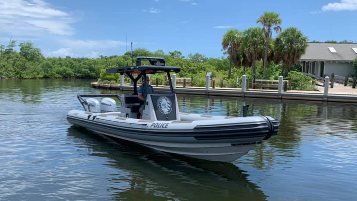 Watercraft 5d84e610f2753