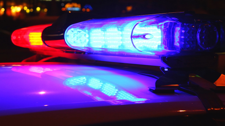 A Leesburg Police officer sustained injuries while performing a traffic stop on Sunday night.