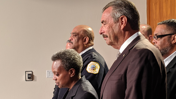 Mayor Lori Lightfoot announced Friday she’s appointing former Los Angeles police Chief Charlie Beck as Chicago’s interim police superintendent.
