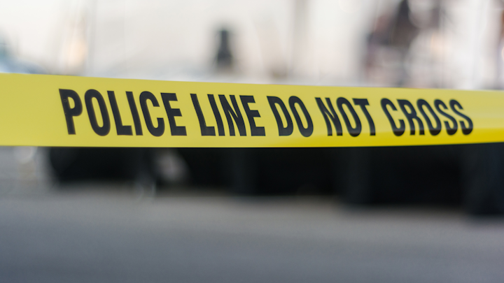A spasm of violence bloodied Canal Street in the early morning hours on Sunday, leaving 10 people shot in one of the worst mass shootings in New Orleans in years.