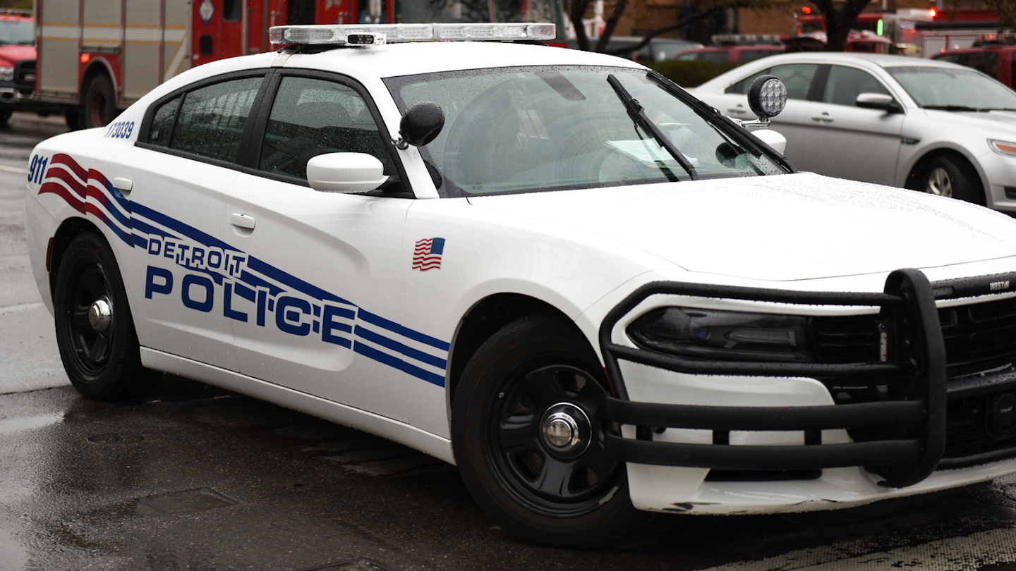 Detroit Police Commanding Officer Dies of COVID19 Officer