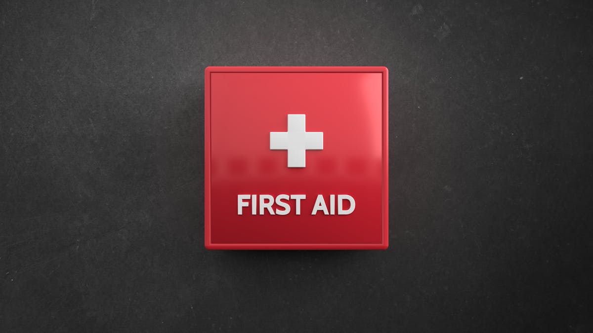 What Emergency Response Gear to Carry Off Duty Officer